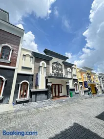 Adiputra Guesthouse Tata Bumi by HomiQ - Image 2