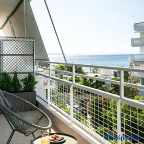 2-BD Luxury Apt Sea View Balcony near the beach - Image 1