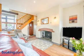2 Bed in Stibb oc-m30911 - Image 2