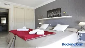 Center Puerto Banus -3 bedrooms - Image 3