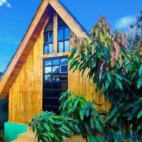 Weekend Escape Homes - Image 2