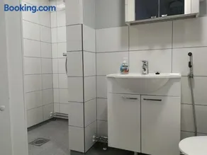 Old village school - Image 3