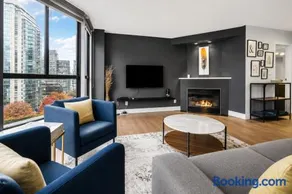 Your Downtown Vancouver Escape, Spacious, Serene & Scenic - Image 2