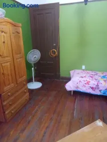 Habitac Indiv Casa de Familia, Flores - Image 3