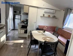 Terre de Provence, mobil home camping 4* - Image 1