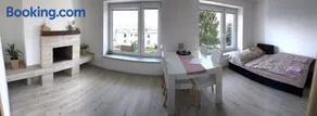 Soukromý pokoj s kuchyní a koupelnou v řadovce - Image 2