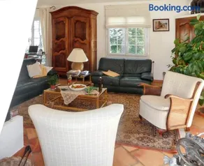 Elegante Villa in Céreste mit privatem Pool und Jacuzzi - Image 2