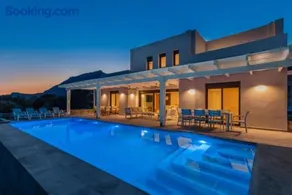 Solis Lindos Villa - Image 1