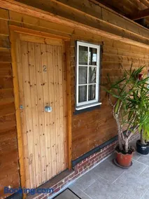 Thaxted Bed & Breakfast and Accommodation - Image 2