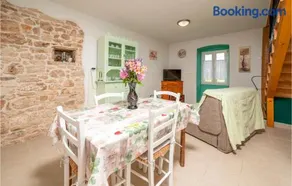 1 Bedroom Cozy Home In Krnica - Image 4
