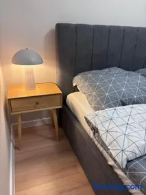 Apartament Nowowiejska, osiedle zamknięte, 24h szybkie zameldowanie! - Image 1
