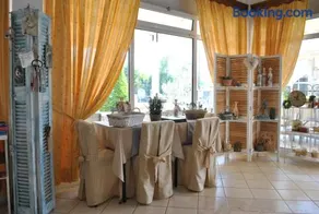 Polizotou Rooms - Image 2
