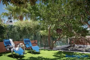 Casa EleMar Villa with Private Yard - Image 2