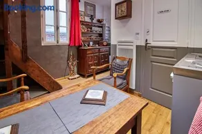 La Plus Petite Maison De France - Image 3