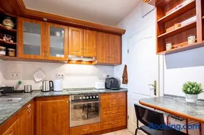 Sunny Apartment - Image 5