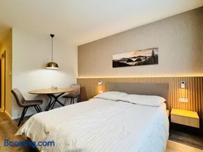 Hotel Tyrapol - Smrek Apartments - Image 2