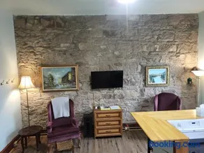 Del Norte Colorado Stone Quarry Studio Apt - Image 2