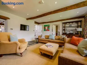 4 Bed in Nr Keswick oc-sz231 - Image 5