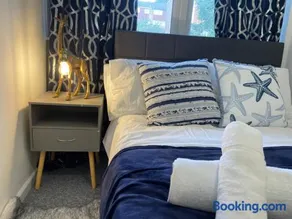 Skylounge Stays - Image 3