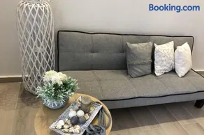 E & G - Figareto Apartment - Image 2