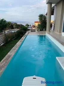 Villa Luminous - Image 1