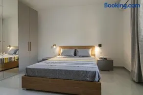 2 bedroom bright apartment - Image 2
