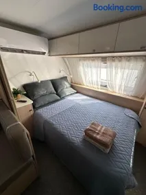 הקרוואן במושב - Image 3