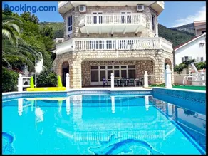 Villa VIktoria - Image 1