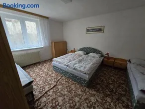 Cozy Apartment in Krkonoše with Hot Tub - Image 3