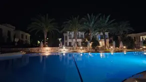 Kyrenia Mountains & Pool Oasis close to the Merit Casino Hotel & SPA - Image 4