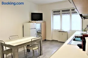 LS-House Apartment - In the Heart of Sanremo - Image 2