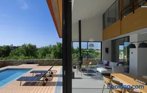 House Akai - Image 3
