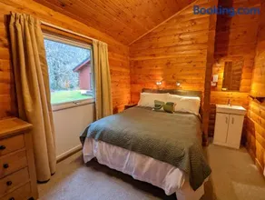 Ruskin Lodges Argyll, by Puck's Glen, Rashfield near Dunoon - Image 4