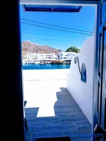 Yacht Front Apartment - No 1 - Image 2
