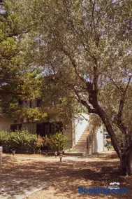 Eirini Kasimiotou Apartments - Image 4