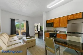 Scottsdale upgraded 1 bd 1 ba 2 Queen Beds - Image 2