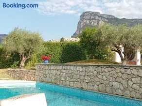 Piscine privée avec vue - Image 3