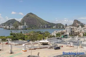 Leblon: Piscina, Garagem e Conforto | 4 Hóspedes - Image 1