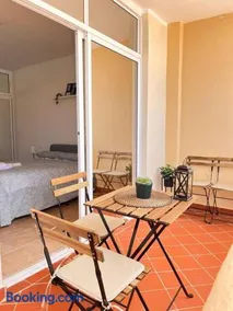 Acogedor apartamento con vistas al mar - Image 2