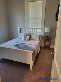Peach State Stay - Image 5