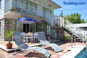 Family Home Apartment - Image 1