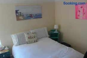 Sea Jade Guest House - Image 5