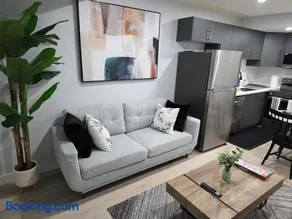 Emerald Nest - a blend of comfort and style - Image 1