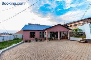 AlyChe Home - Image 3