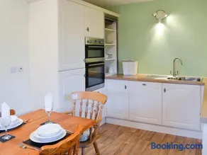 Beech End - Image 5
