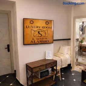 Molo di Alassio Luxury Room - Image 3