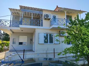 Holiday House with sea view in Skala Polichnitos - Image 1