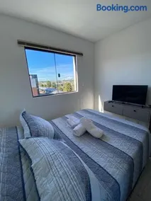 Fla House - Image 1