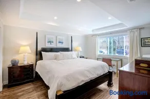 3080 Lincoln - Unit 24 - Image 2
