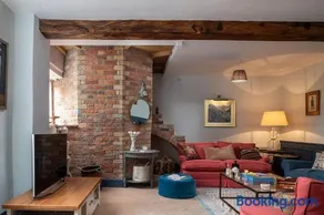 Wyvern House - Image 5